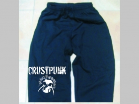 Crust Punk  čierne teplákové kraťasy s tlačeným logom